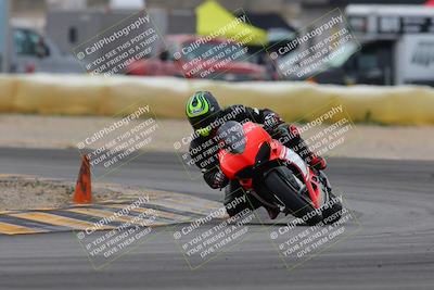 media/Jan-15-2023-SoCal Trackdays (Sun) [[c1237a034a]]/Turn 2 Set 1 (1145am)/